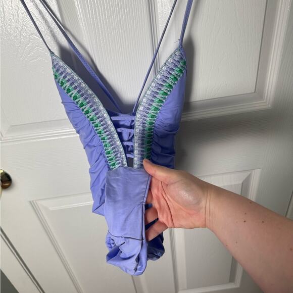 Becca Fiesta Plunge One Piece Swimsuit S - Picture 4 of 8